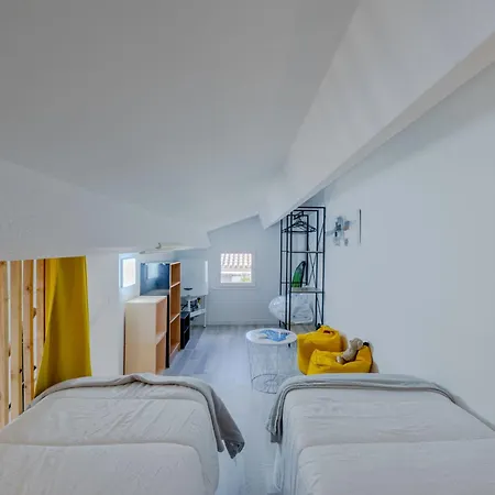 Les Capellanes-4 By Interhome *