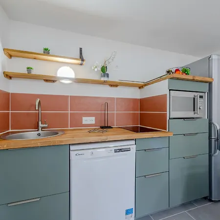 Holiday home Les Capellanes-4 By Interhome *
