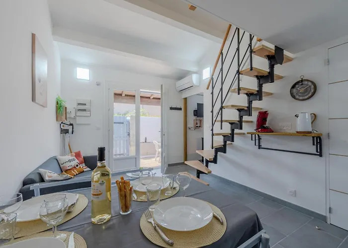 Les Capellanes-4 By Interhome *